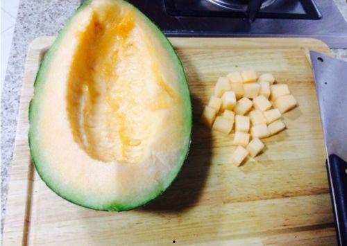 吃蜗牛吃哈密瓜,邂逅哈密瓜的甜蜜邂逅